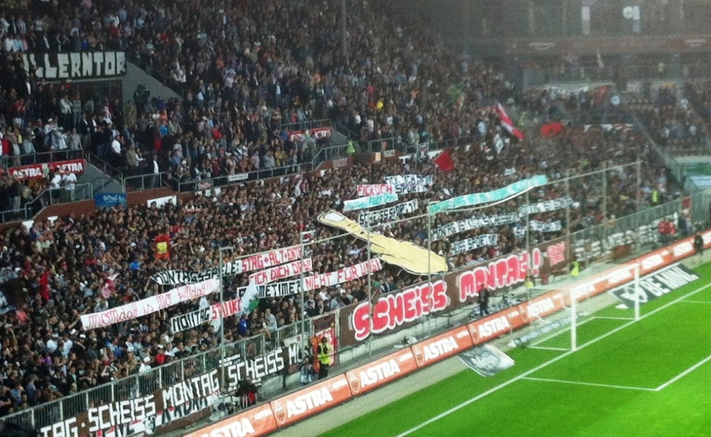 Protest gegen Montagsspiele, FC St.Pauli - Dynamo Dresden