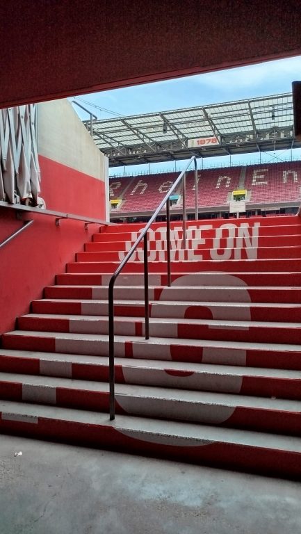 Spieler-Treppe Rhein-Energie-Stadion